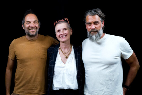 ELIZABETH GILBERT_Ep935____Carousel_910x607-2