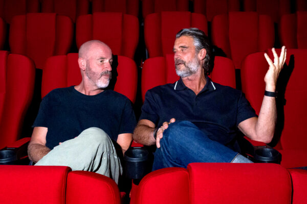 JAMES FREY_Ep930____Carousel_910x607-2