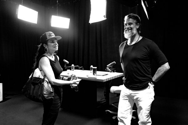 JENNIFER PASTILOFF_Ep924____Carousel_910x607-2