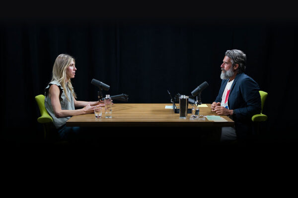 JESSICA KNURICK_Ep928____Carausel_910x607-1