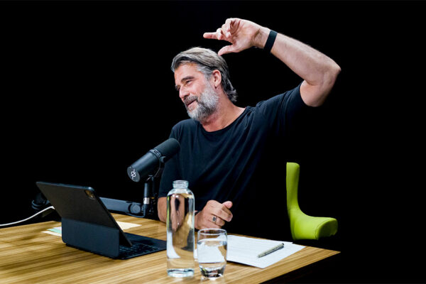 JOHN W. PRICE_Ep939____Carousel_910x607-8