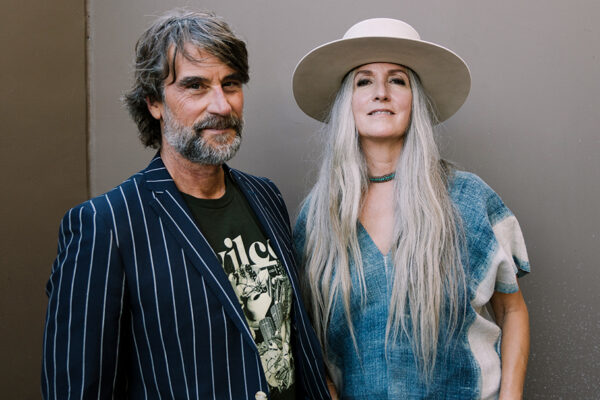 Julie Piatt_Ep791____Carausel_910x607-5