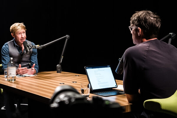 MatthewWalker_Ep600_Carausel_910x512-7