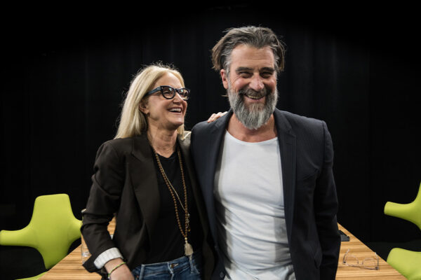 MEL ROBBINS_Ep901____Carausel_910x607_10