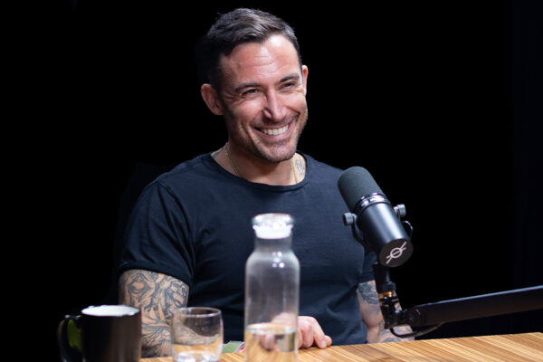 Michael Chernow_Ep842____Carousel_910x607-9