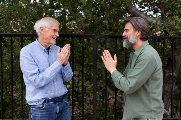 PAUL HAWKEN_Ep908____Carausel_910x607_7