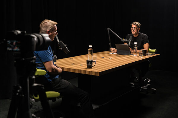 Richie Stephens_Ep684____Carausel_910x607-9