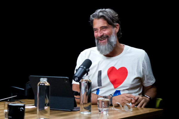 RollOn_Ep917____Carousel_910x607-5