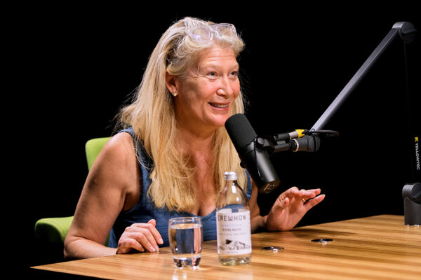 THE HUMAN BRAIN_Ep932____Carousel_910x607-1