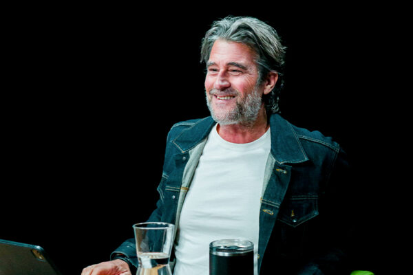 TODD MARINOVICH_Ep952____Carousel_910x607-11